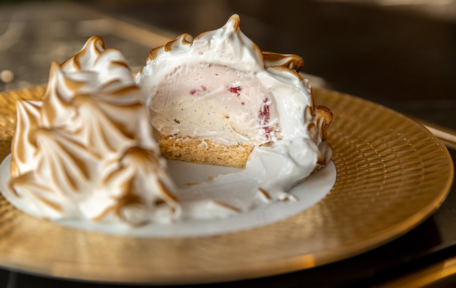 ColonyClubFood_bakedalaska